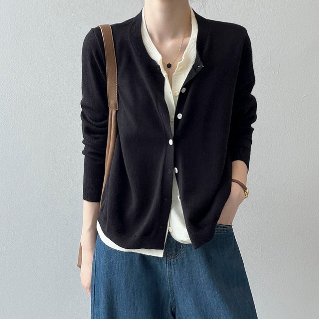 Lightweight crew neck cardigan