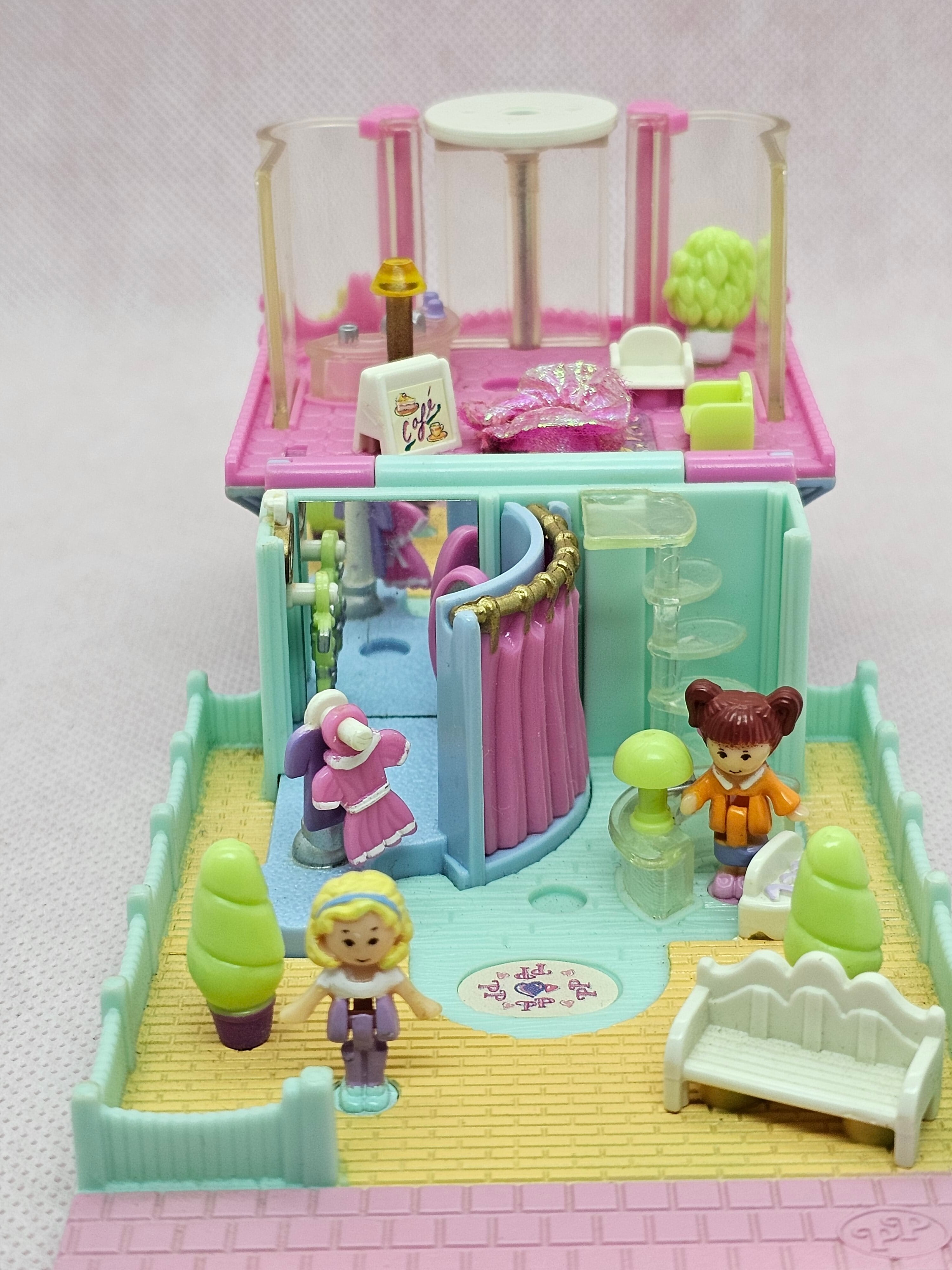 レア！　ドレスショップ　1995年