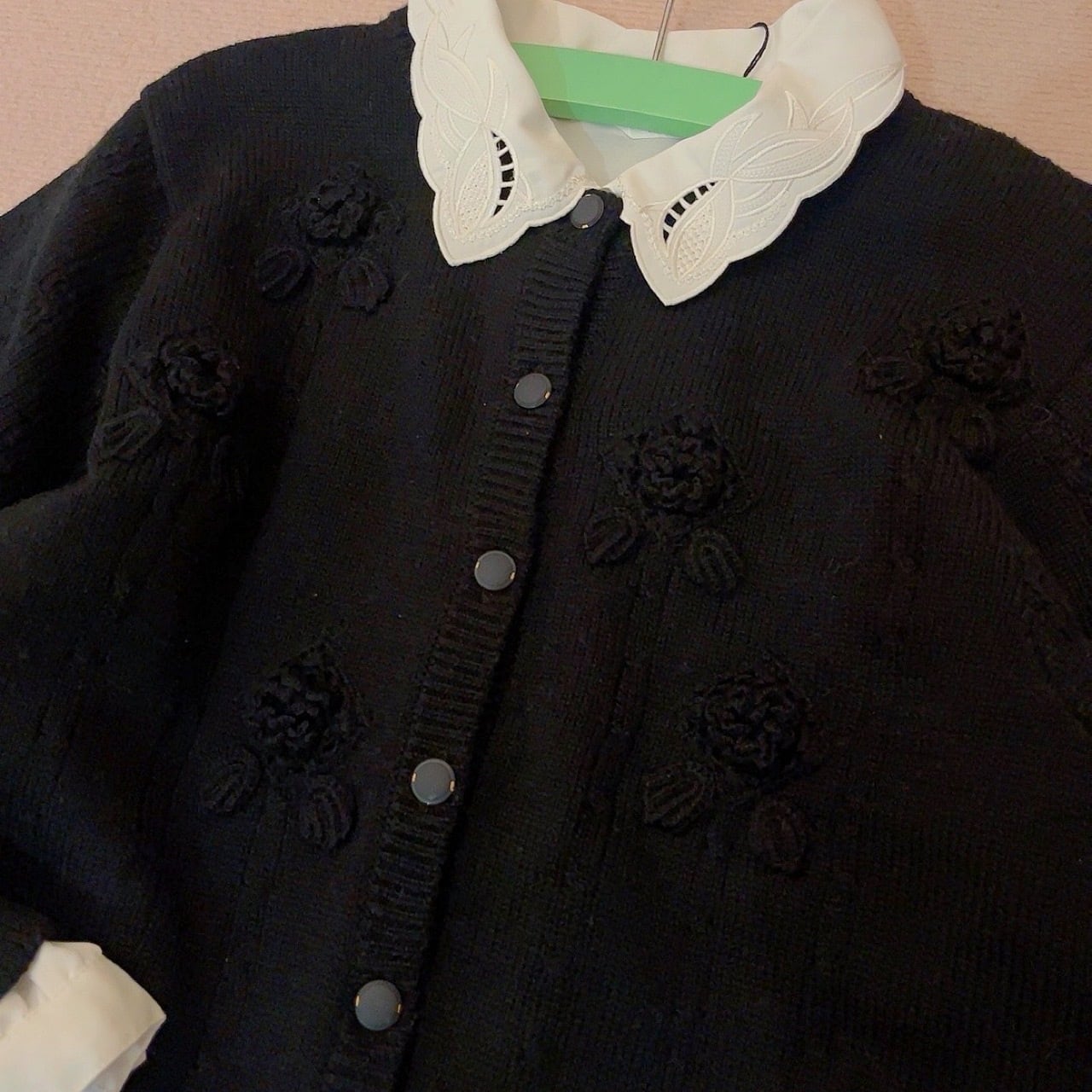 black flower motif knit cardigan
