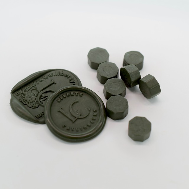 Sealing Wax Octagon matte series/19. 藍海松茶 Aimirucha/シーリングワックス オクタゴンマットシリーズ gallery image 1