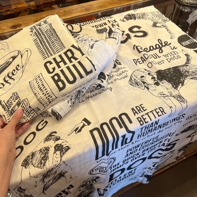 Multi purpose cover MONO 4type　マルチカバーMONO 4種　モノトーン　モノクロ　ドッグ　パリ　ニューヨーク　犬 DOG　monotone
