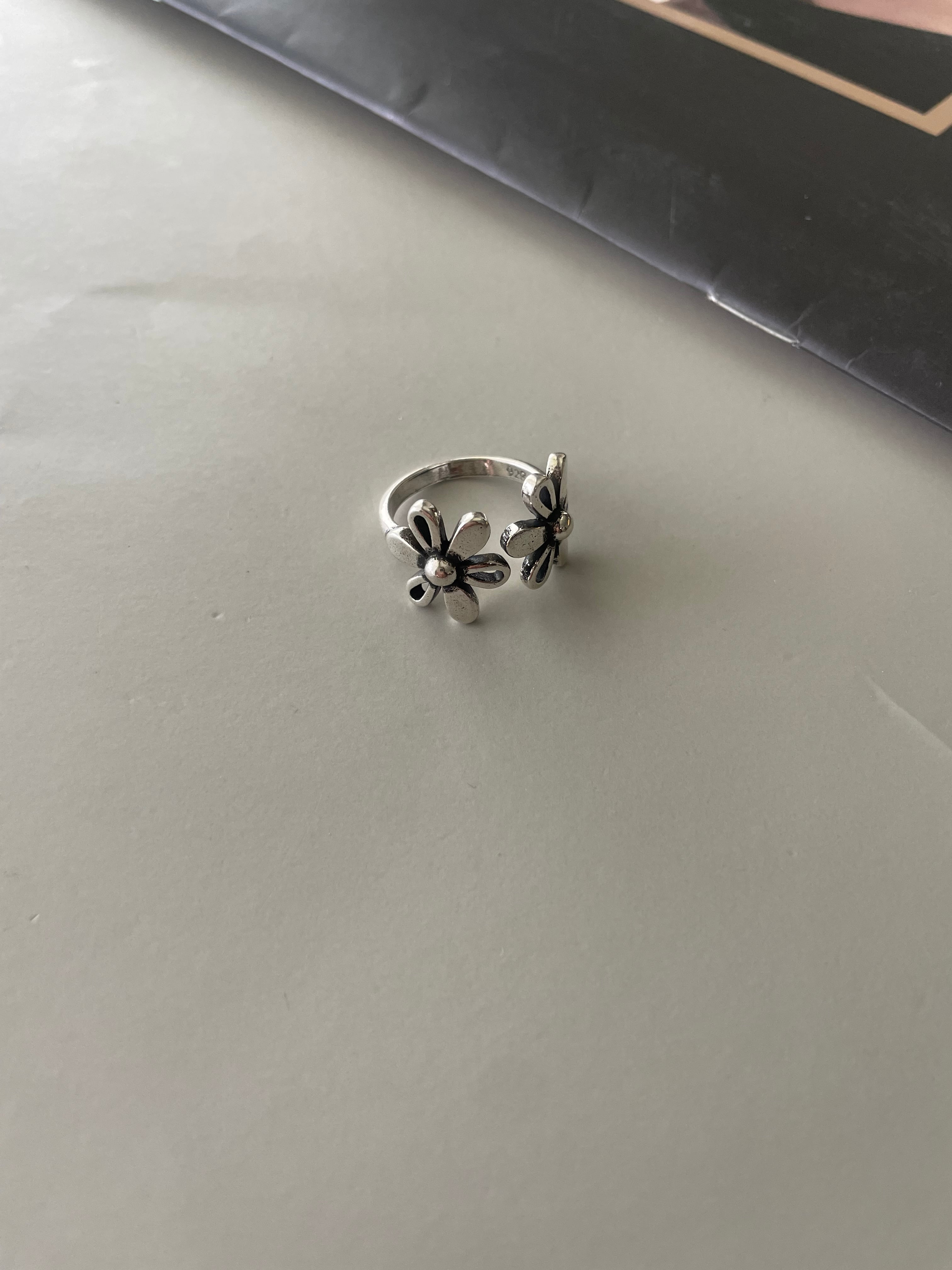 twin bloom ring | joie
