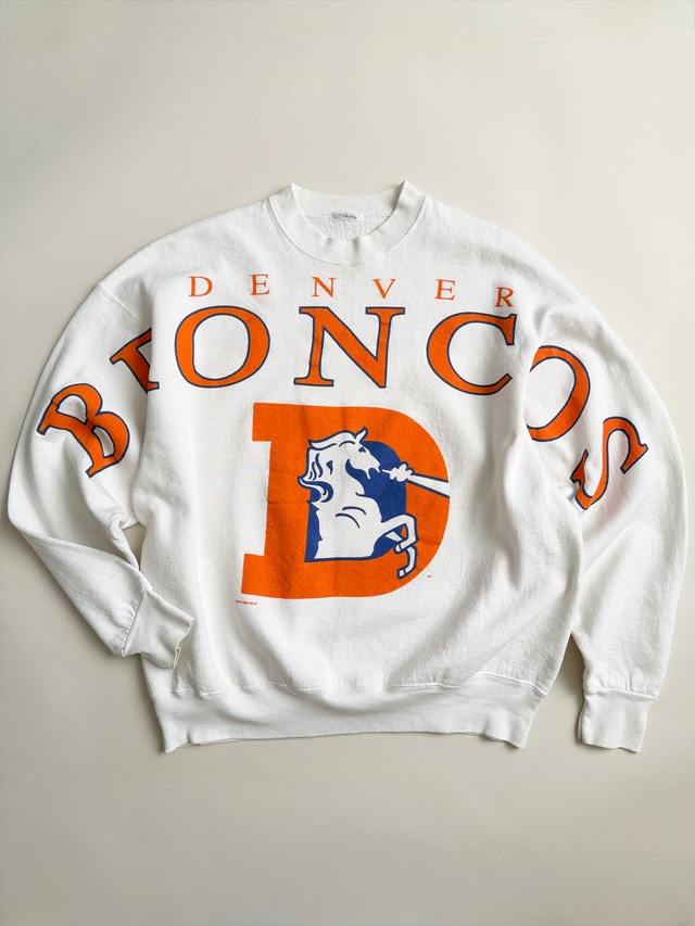Denver Broncos sweat shirt