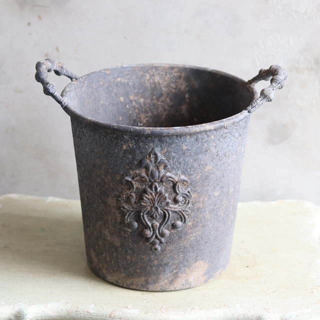 ブリキ植木鉢　アンシャンハンドルサークルMDGY　アンティーク調　シャビーシック　オシャレ　UF531
