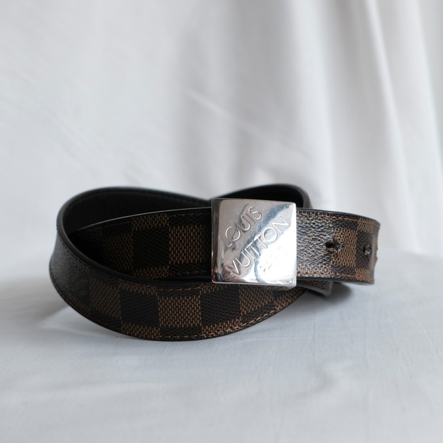 LOUIS VUITTON LEATHER BELT