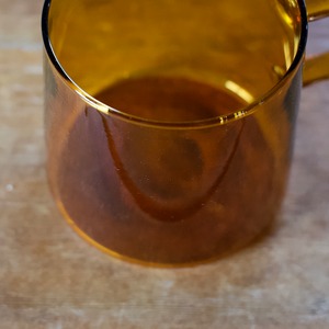 マグカップ アンバー〈食器・コップ・ガラスマグ・コーヒー・紅茶〉112344