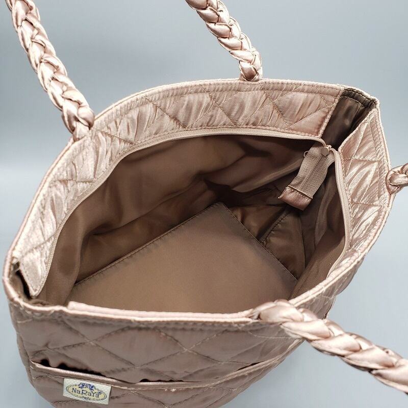 NANAさま専用❗❗美品 フルラ スパンコールトート☆ バッグ 横浜ナナ 湘南ナナ NANA H1バッグ B蝶柄 アカブルー nn-H1-19