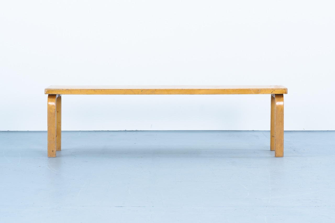 Alvar Aalto  | No.122 Bench