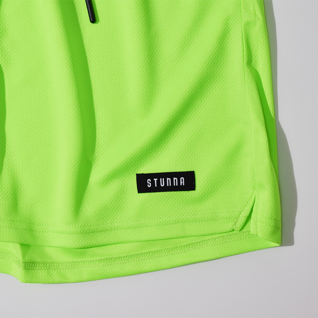 Standard mesh shorts : ボルト