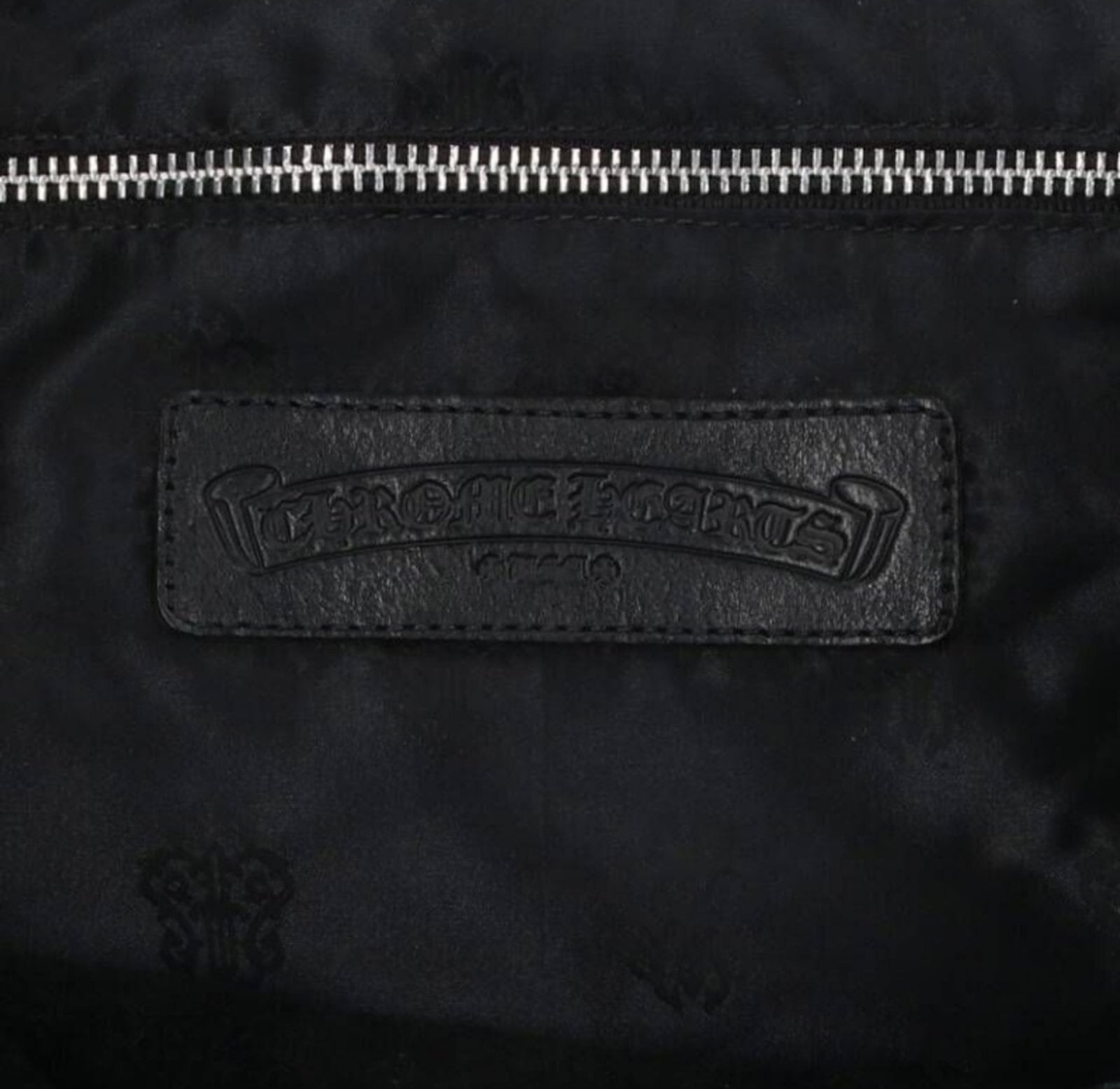 CHROME HEARTS クロムハーツ LELO SM/レロ クロスパッチ レザー CHROME HEARTS クロムハーツ LELO SM/レロ クロスパッチ レザー