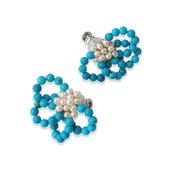 ホワイトとターコイズで可愛く！ターコイズ・パール フラワーイヤリング mm1089