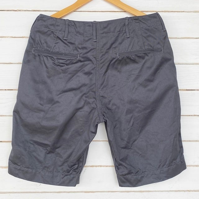 WAREHOUSE　“Lot 1204 CHINO SHORTS ウエポン”　グリーン、ブルーグレー