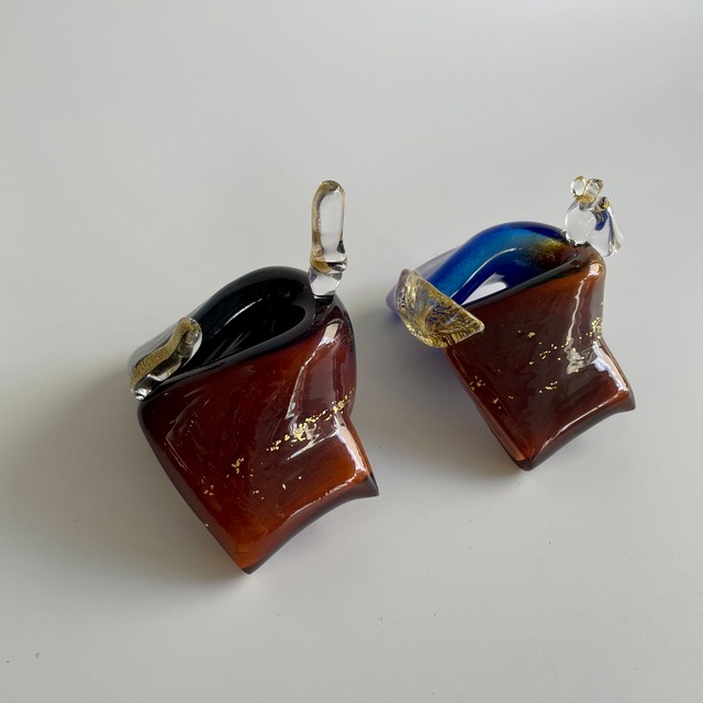 可児友紀　夜桜（黒台付）【箱付き・ラッピング・熨斗無料】