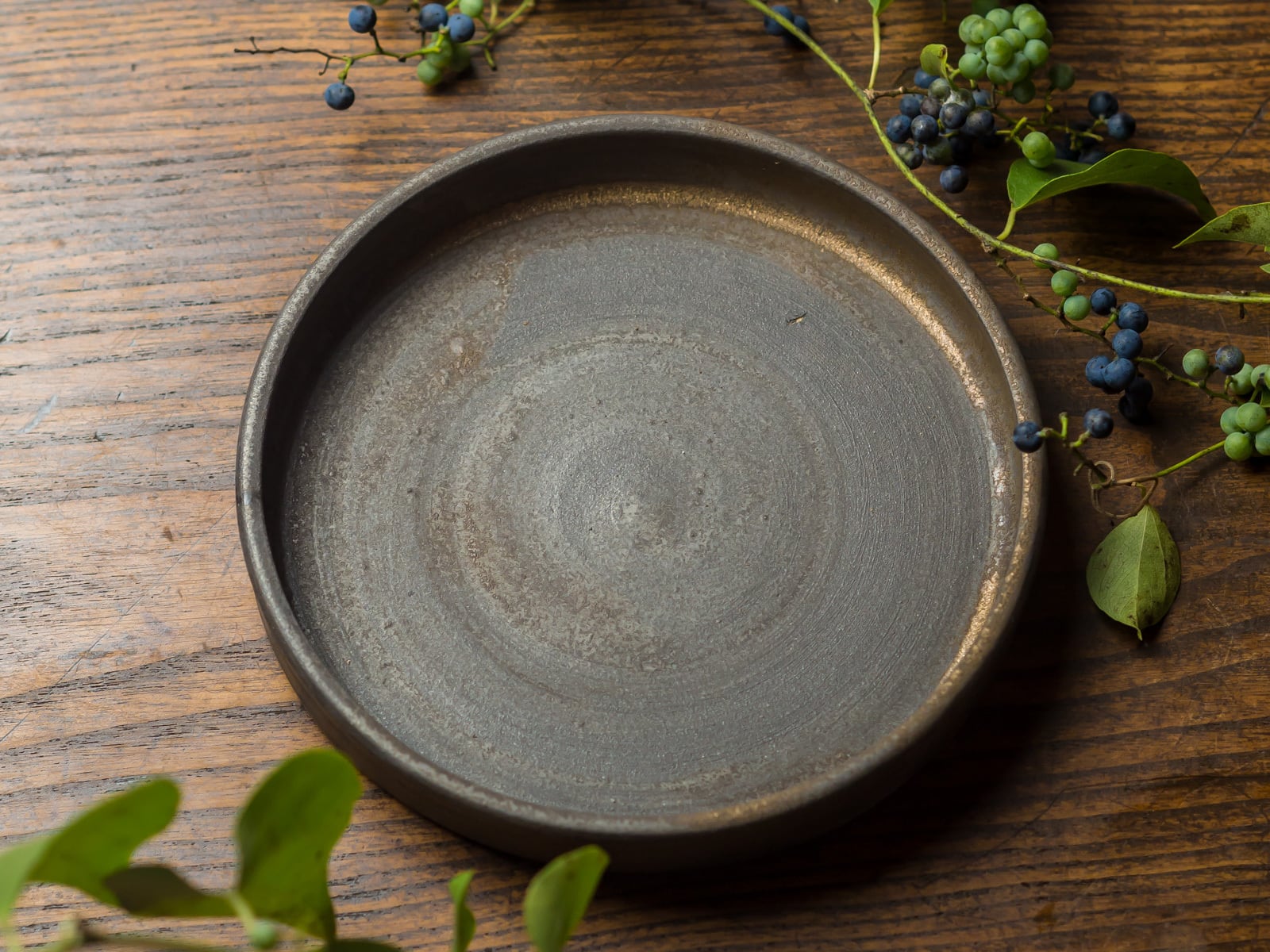 鉄錆 6寸ドラ鉢（切立皿・銅鑼鉢 ）／吉永哲子