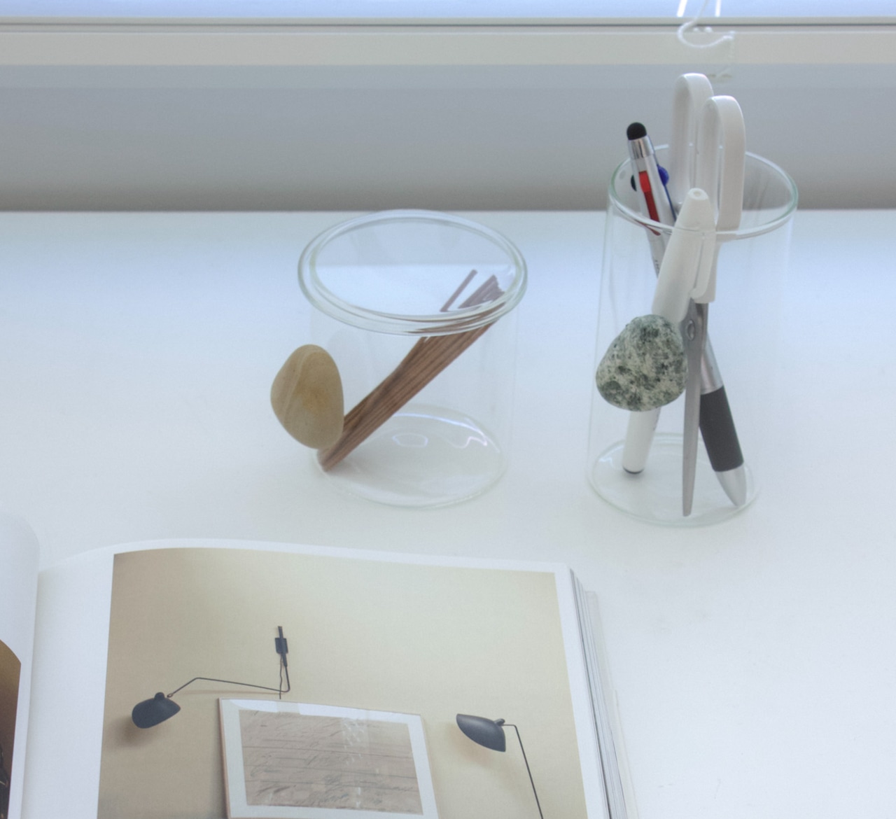 floating stone / Hsize