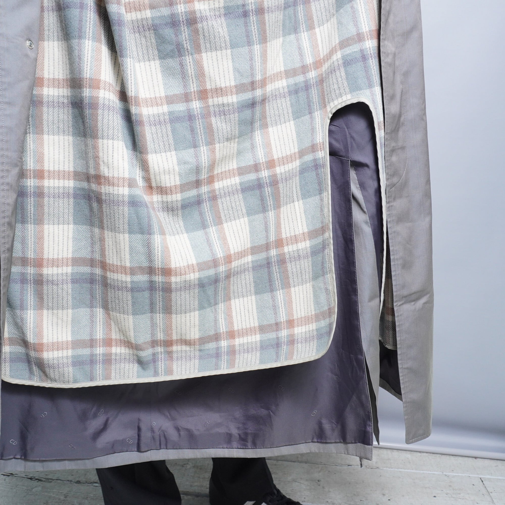 古着屋デテルミナシオン【美品】Christian Dior 光沢感 ライナー付き ステンカラーコート
