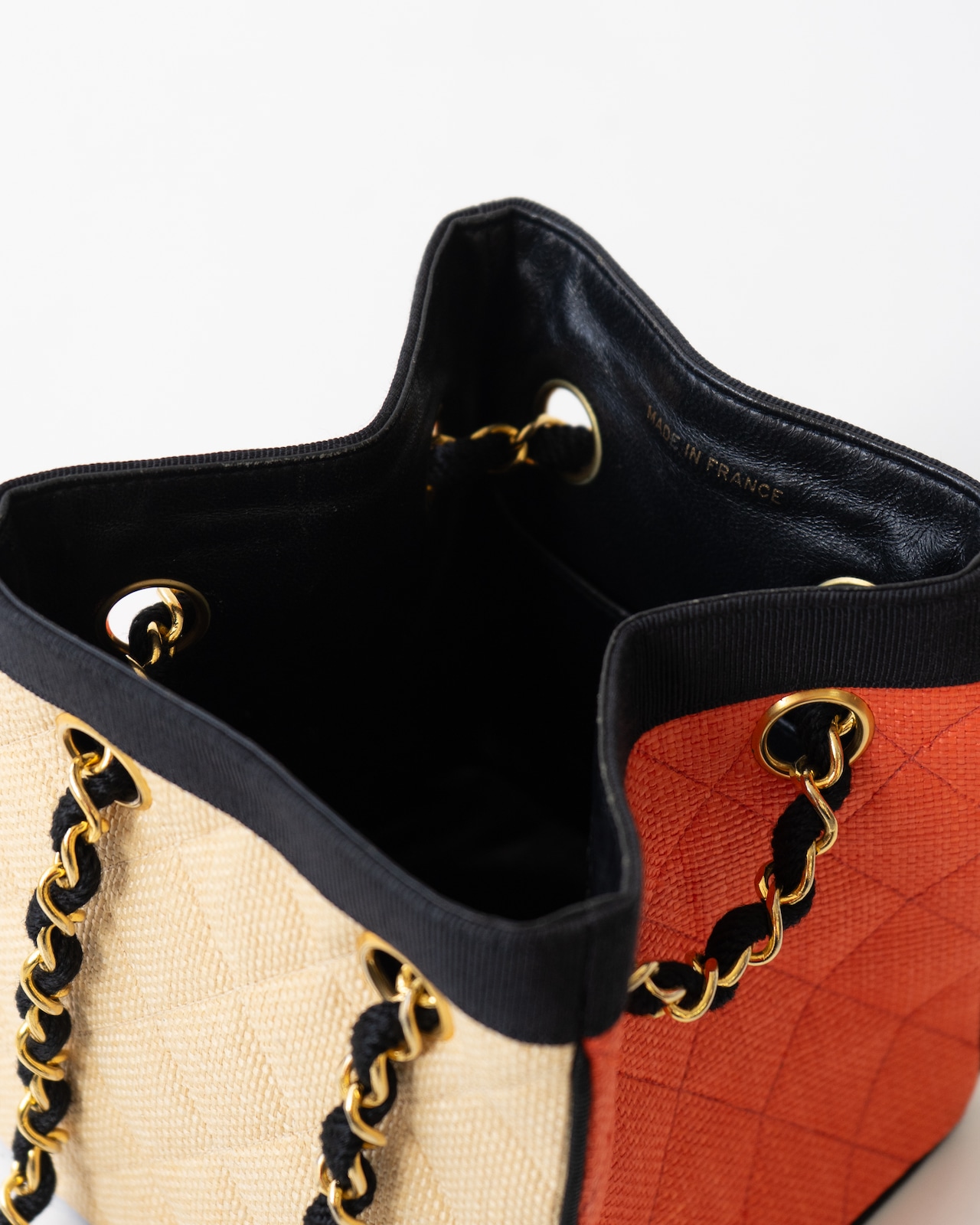 〈CHANEL〉Matelasse Chaine Bag 1769212