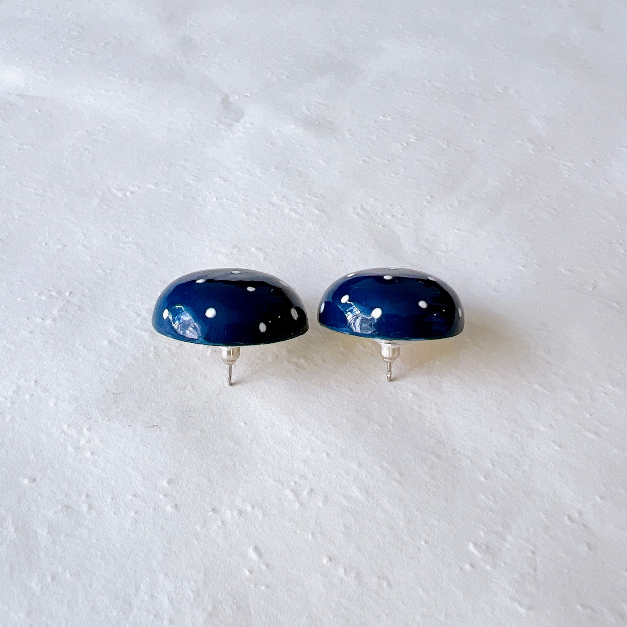 P349-ヴィンテージピアス・USA 1980s Pierced Navy Ceramic