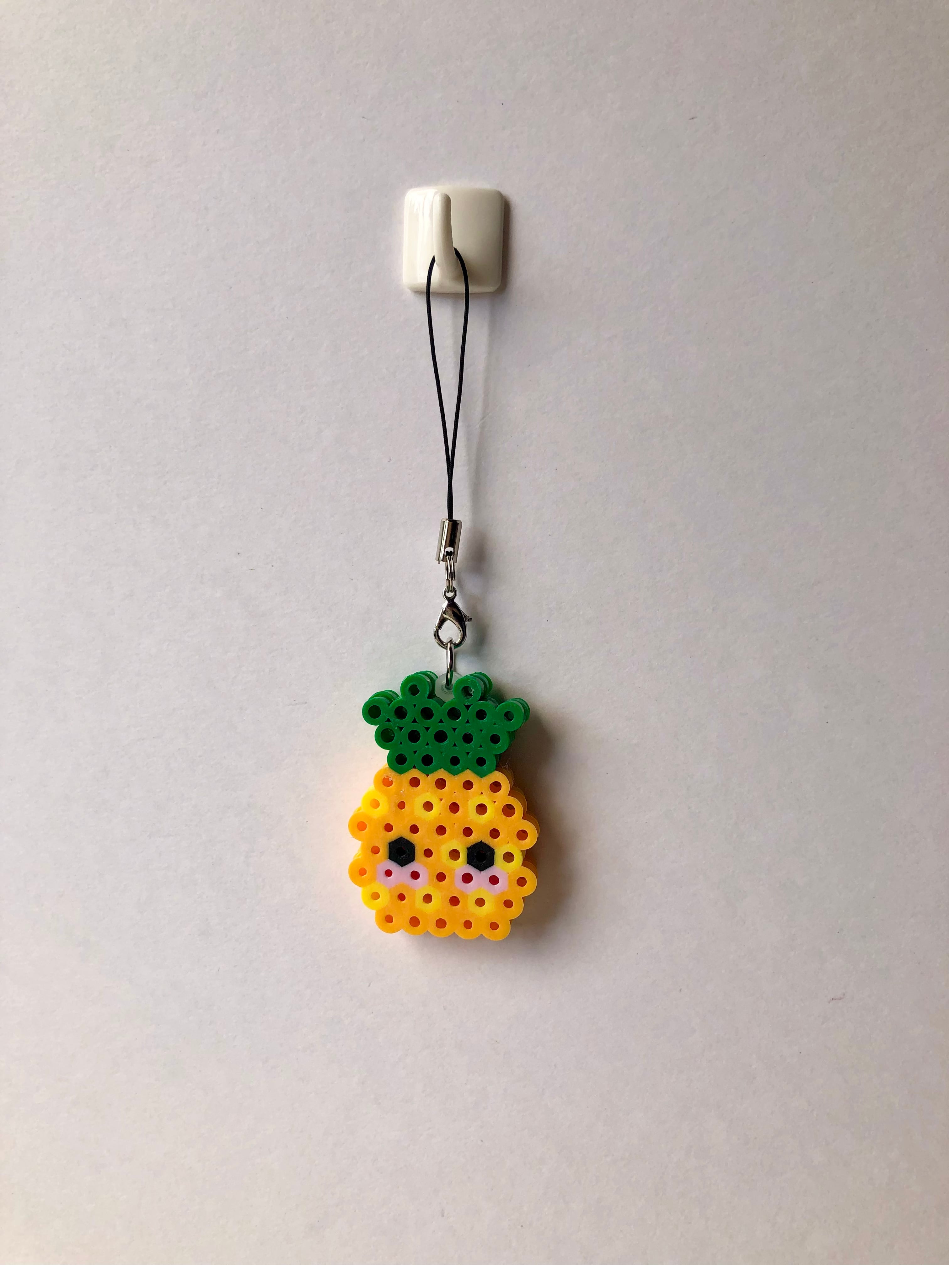キーホルダー パイナップル アイロンビーズ ハンドメイド | funtime877