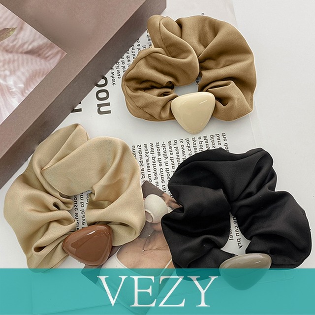 シュシュ サテン ヘアゴム 韓国 ヘアアクセサリー まとめ髪 髪留め 簡単 ヘアアレンジ 大人可愛い カジュアル プレゼント オルチャン 髪留め クリップ ヘアアクセ ベジー VEZY ItemNo.【19432439 】