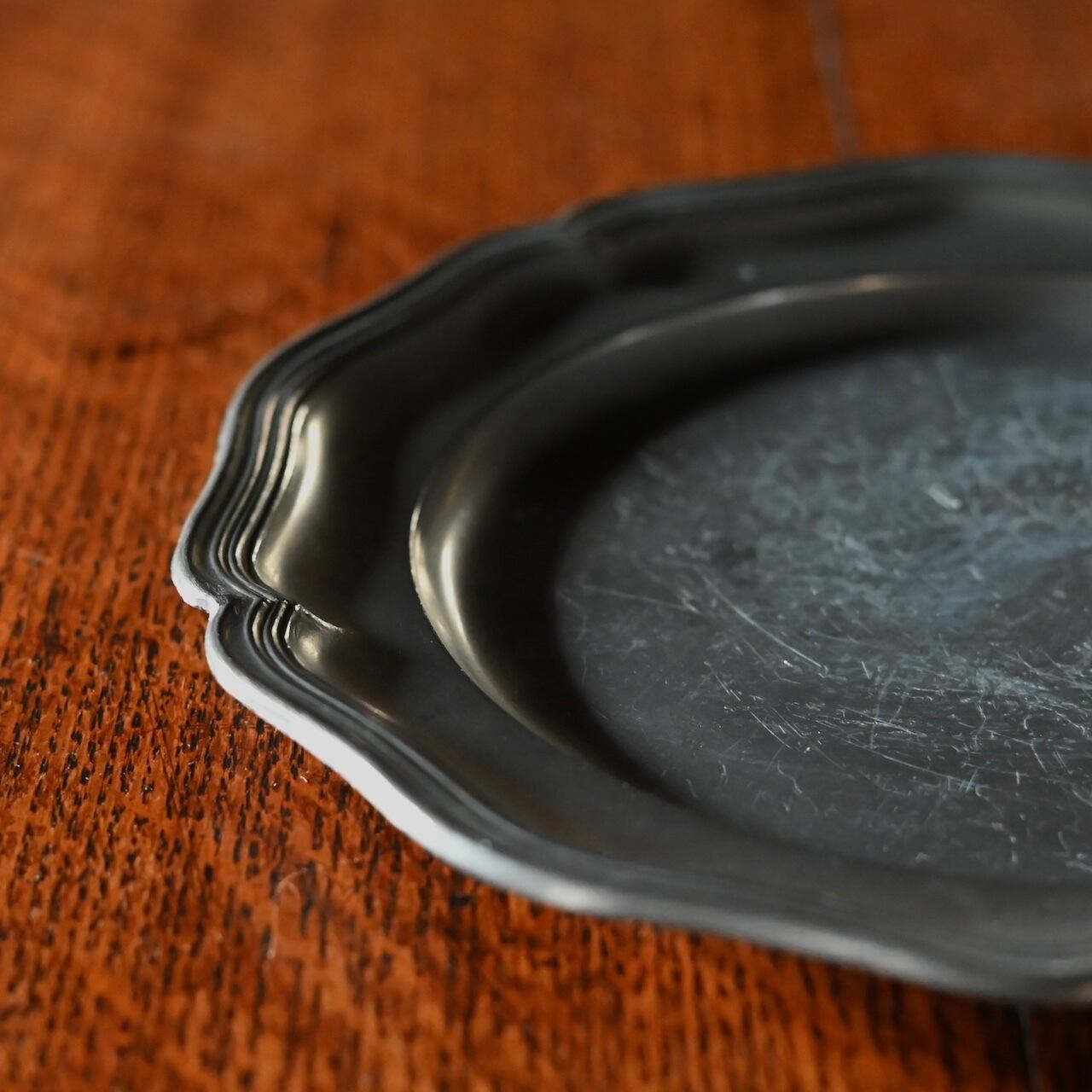 Pewter Plate / ピューター プレート【B】〈 お皿・エタン・収納・店舗