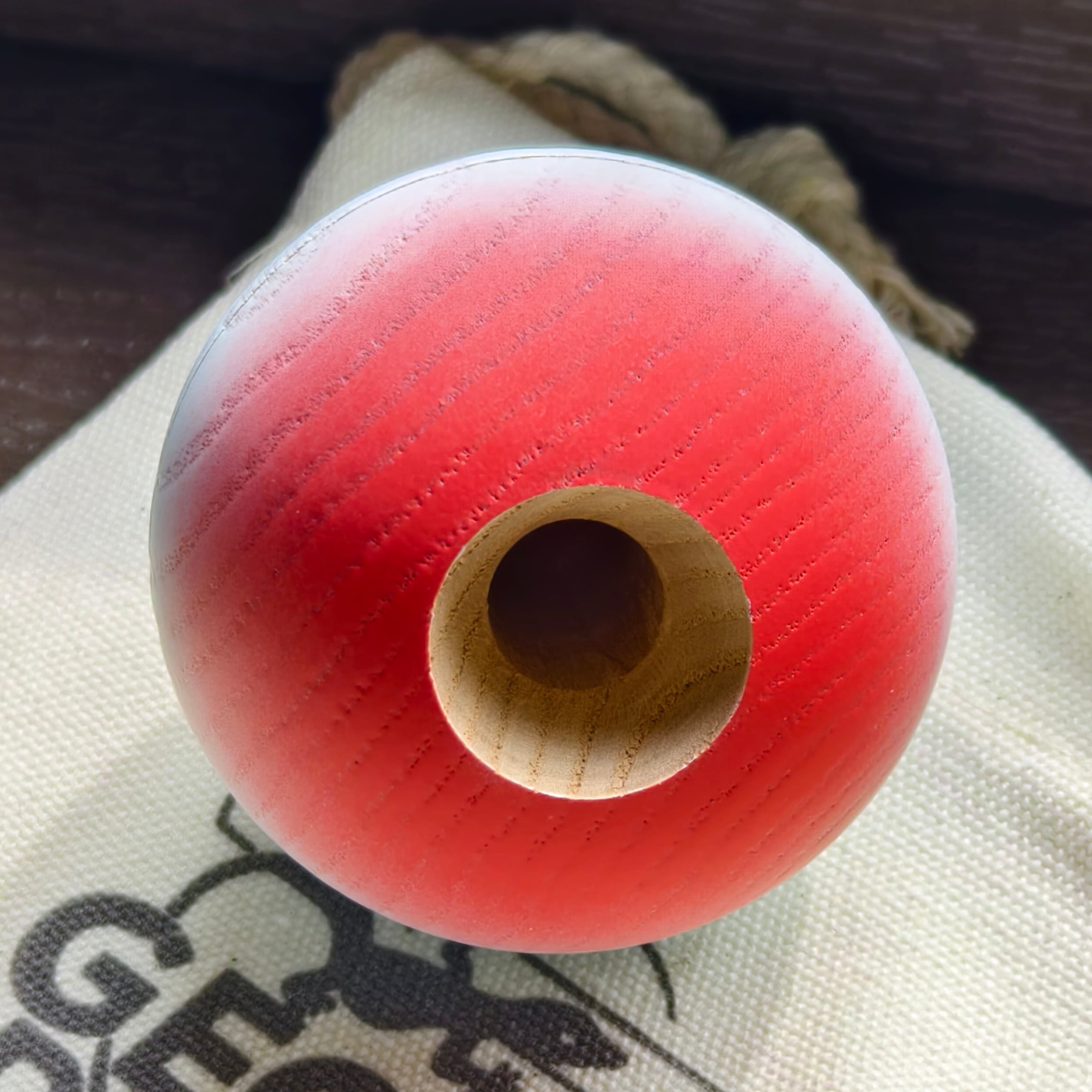 Winner Kendama Gecko paint -- Blue Planet (Tama only ) | KEN