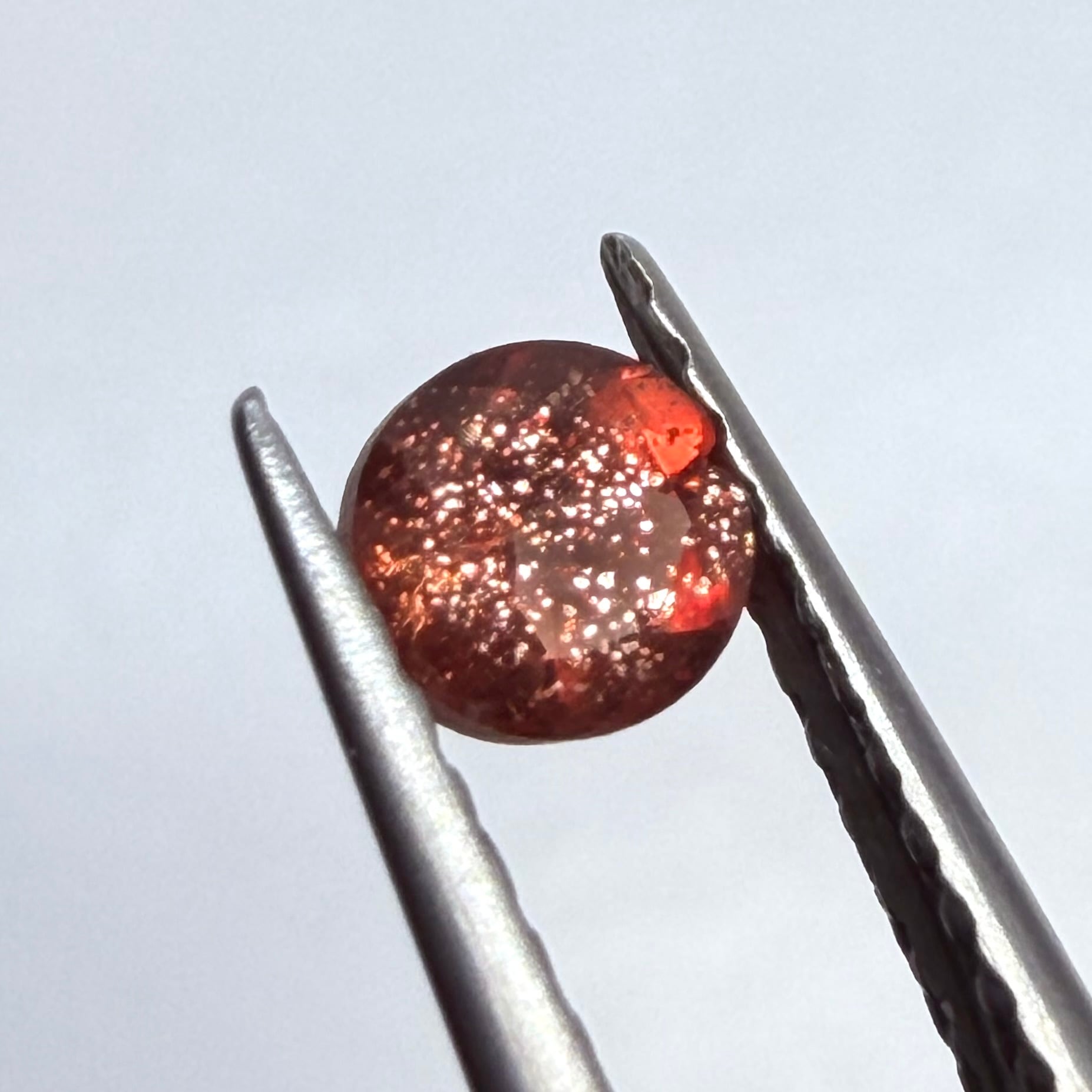 銀河広がるオルゴンサンストーン