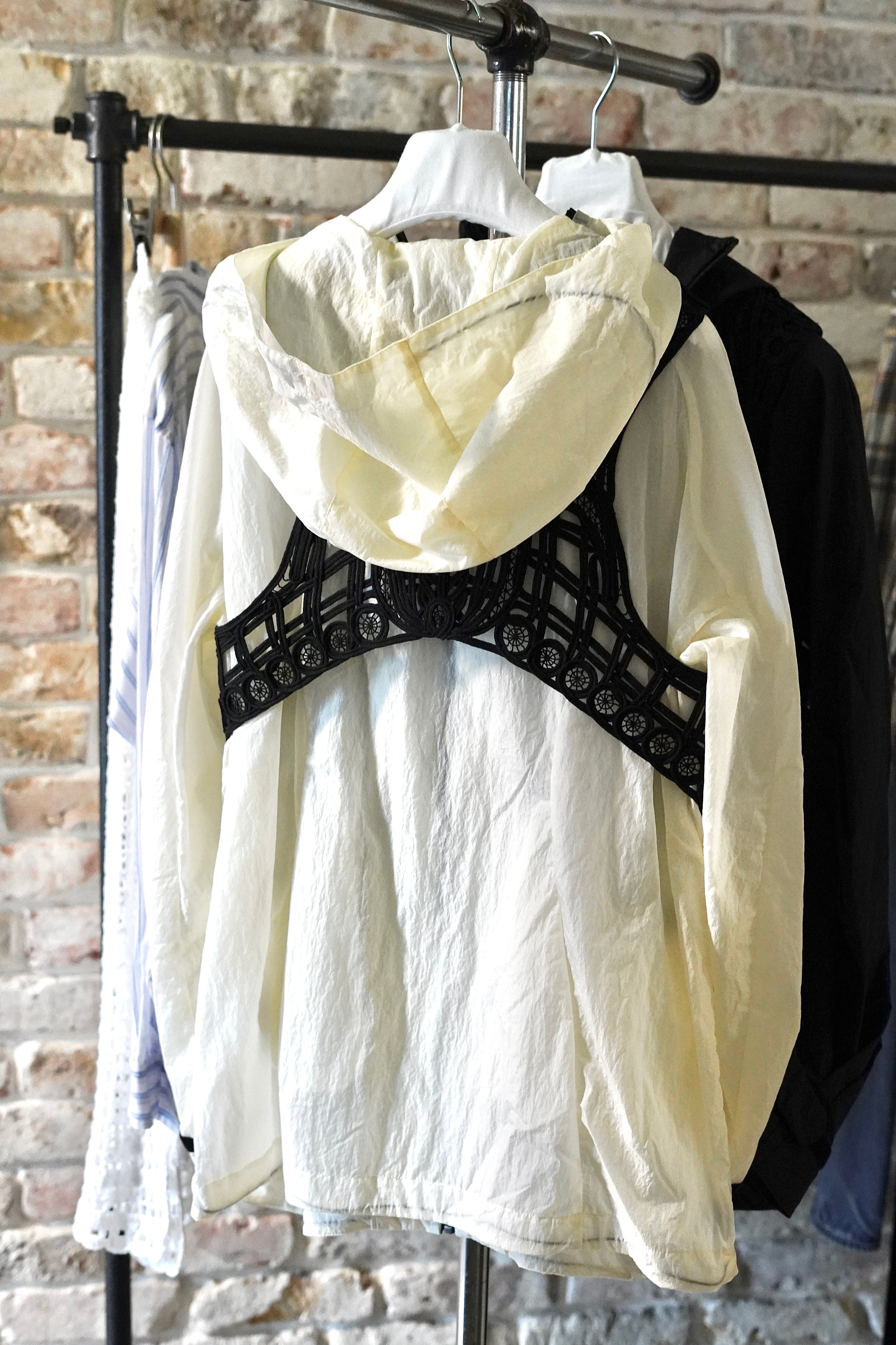 Mame Kurogouchi / Nylon Oversized Jacket with Cording Embroidery