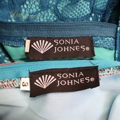 フラメンコ 衣装 ソニアジョーンズ SONIA JOHNES トップス ファルダ ツーピース セットアップ 柄 模様 ボランテ フリル 豪華 舞台 青 緑 グリーン系 ブルー系 カラフル スカート レディース 踊り 華やか 大人 イベント パーティ フラメンコ衣装 トップスセットアップ ファッション レディース服