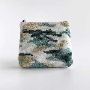 ビーズ刺しゅうポーチ 小(camouflage)