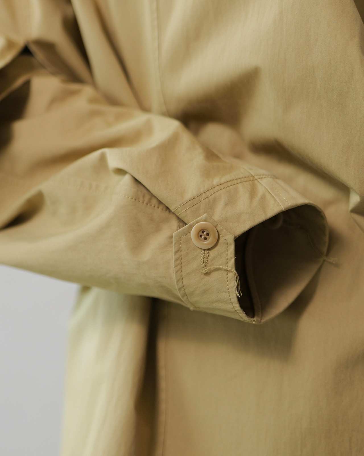 i’m here - Haoli Military Jacket :Beige |フードストールドッキング/2WAY/ウェザークロス 入荷予定:2026.01.17(各色 M 1点)