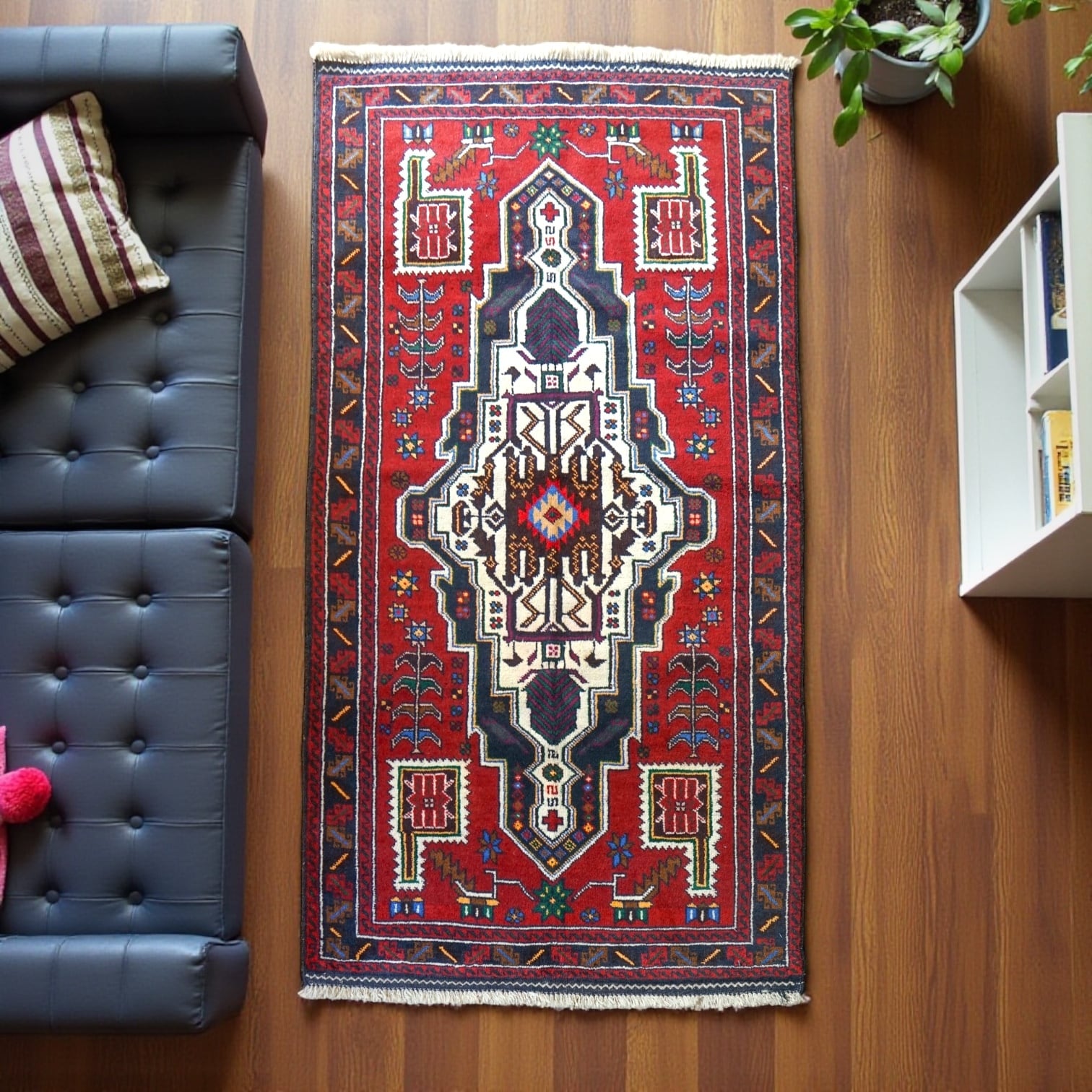 ペルシャ トライバルラグ（トルクメン族）180×113cm | Decorworks