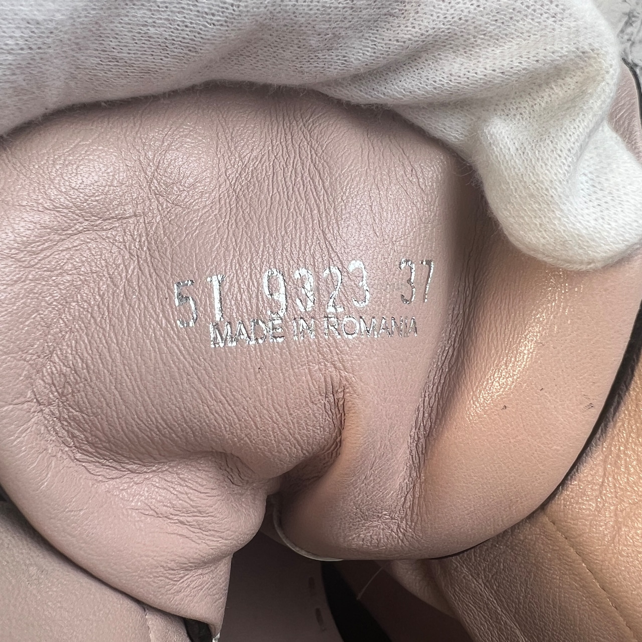 miumiu ミュウミュウ ハイカット スニーカー スタッズ ビジュー  靴 ブラック A-10528