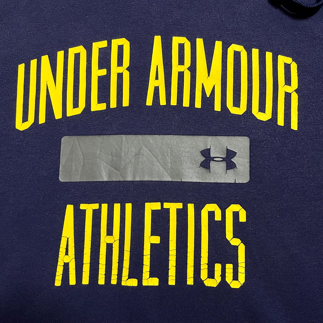 UNDER ARMOUR プリント ロゴ パーカー プルオーバー スウェット フーディー ネイビー アンダーアーマー us古着