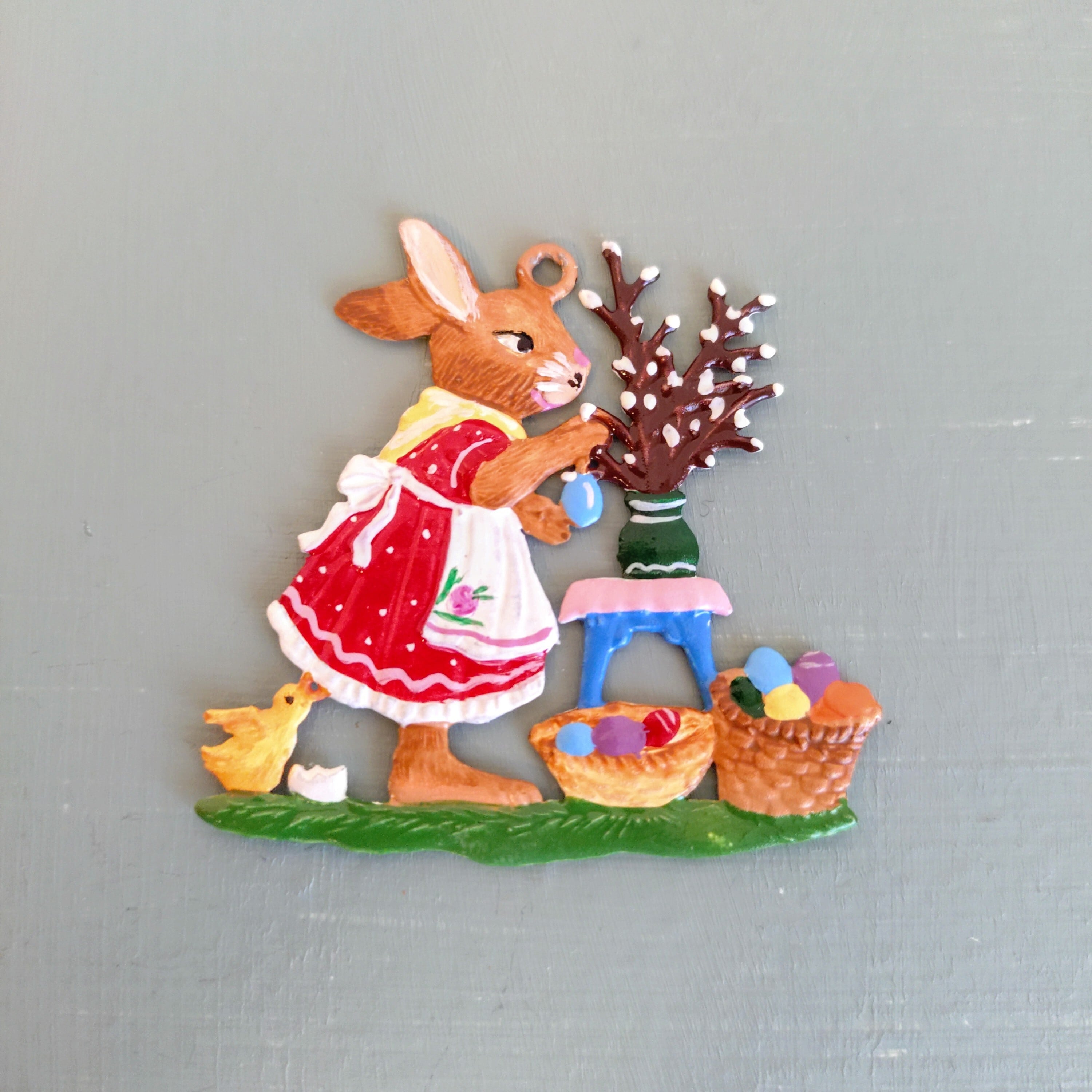 イースターエッグとひよこB 錫飾り | POLKA ドイツ工芸品