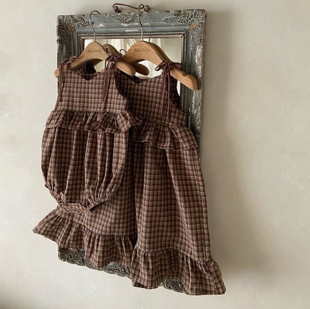 2647 frill design dress / ANNESHIRLEY