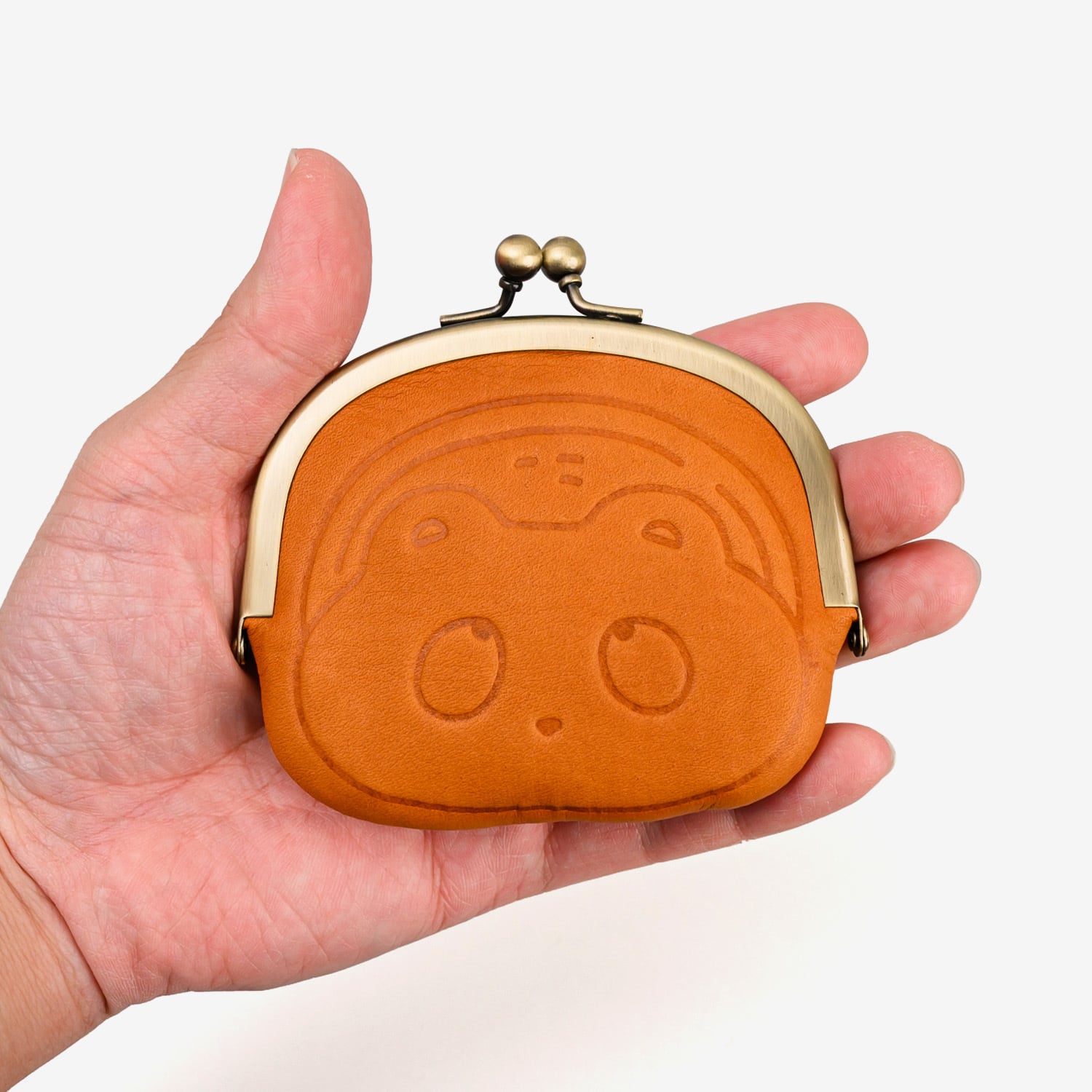 ヒダカナオト ぼんやり子だぬき がま口財布 | TOKYO PiXEL. shop & gallery