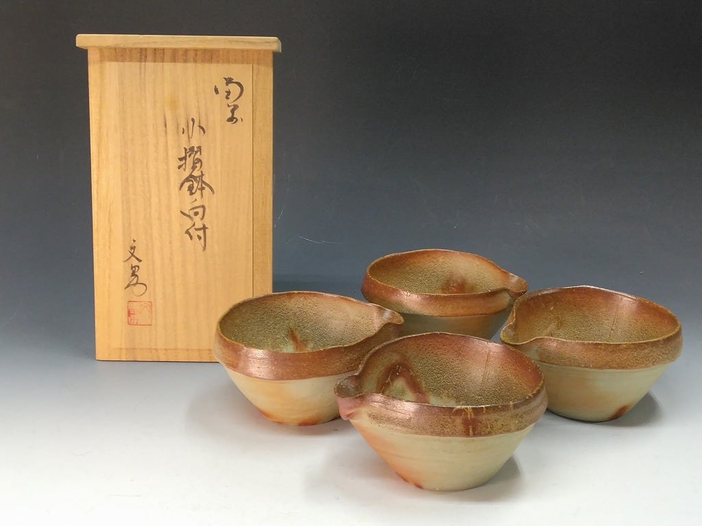 備前焼向付 ５客揃 (骨董 古美術 アンティーク 器 食器 会席 料理 茶道具 青磁貝形向付5客（柿右衛門様式）江戸時代中期 | 古美術ささき