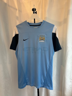 2014 Manchester City training shirt