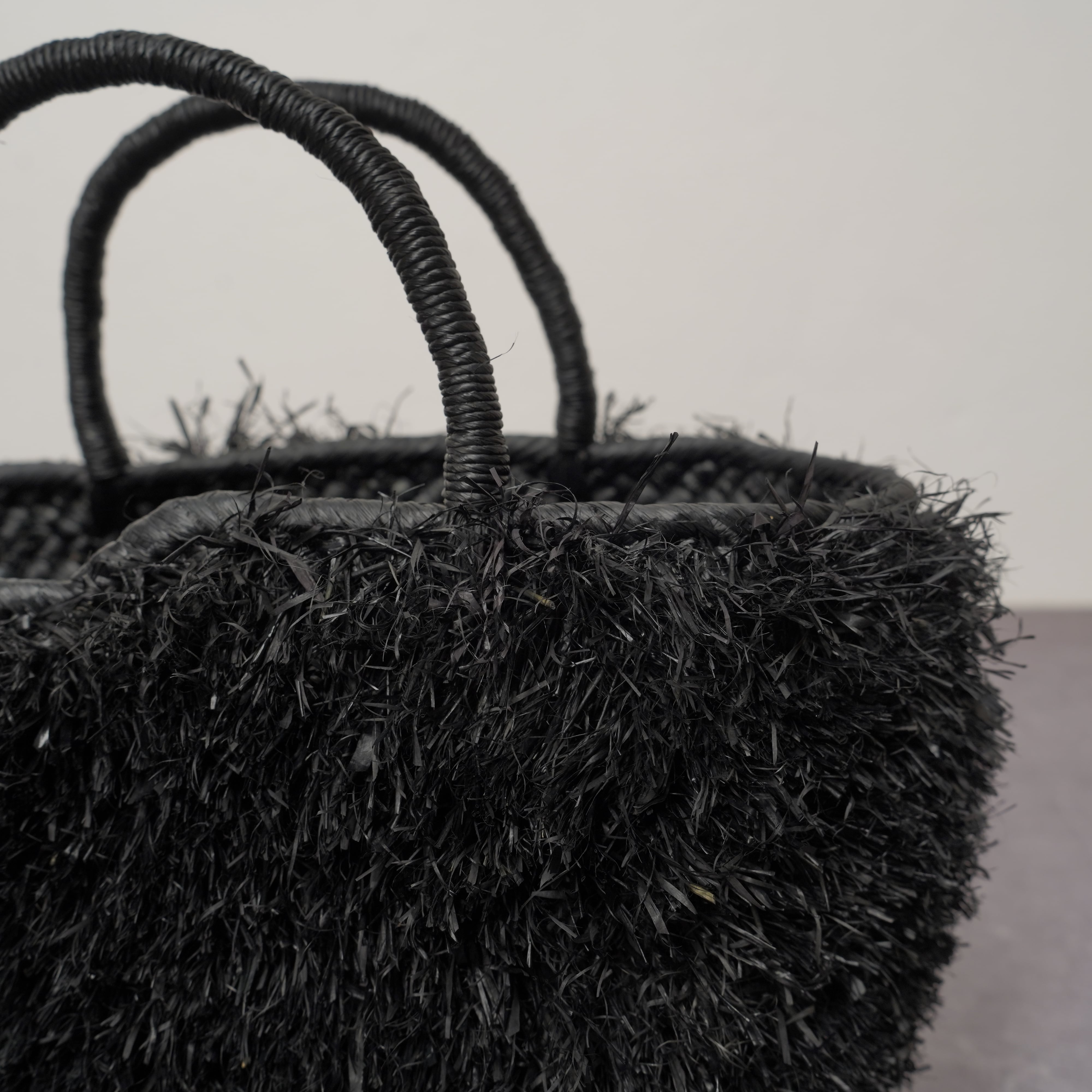 新品　AMPIANA Marche Bag - Mof-mof - S size Marche Bag (S) - Mof-mof - Black | AMPIANA