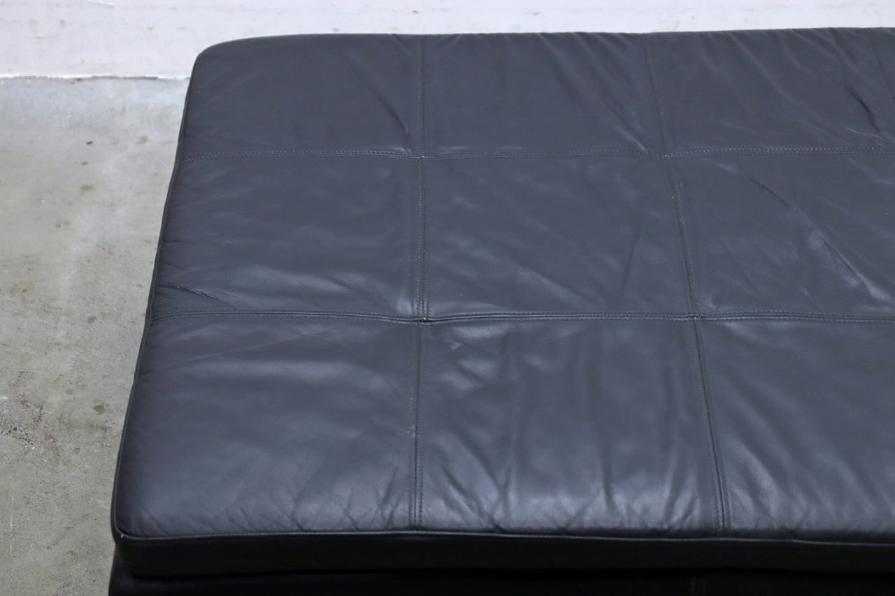 Boconcept ボーコンセプト 本革 Mezzo メッツォ オットマン スツール