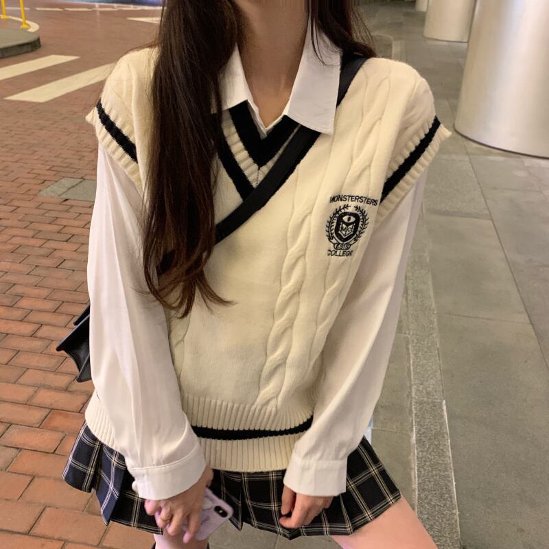 韓国スクールガール風 ベスト シャツ スカートの3点セット 学生 ニット ミニスカート チェック 高校生 制服 Lamitte Deco トレンド 韓国ファッション ショップ Base店