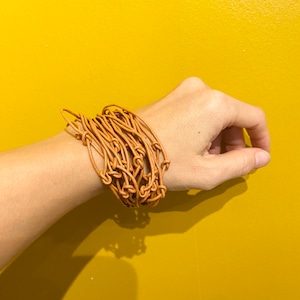 【 DaTribu ダ・トリブ 】ブラジル・アマゾン 天然ゴムブレスレット Pulseira ponteia グリーン