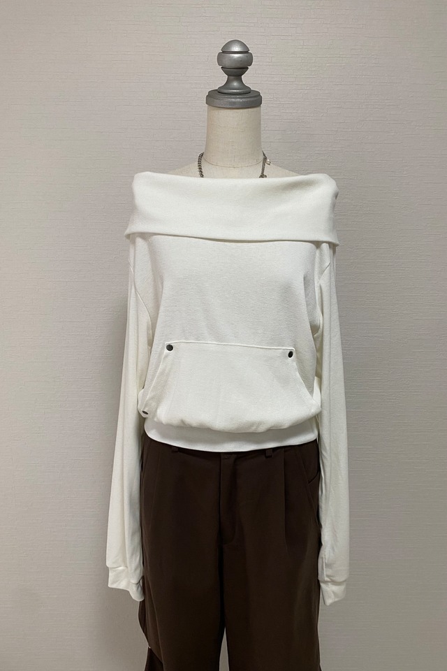 Studs Off-Shoulder C/S Hoodie (White) 2603-71-012