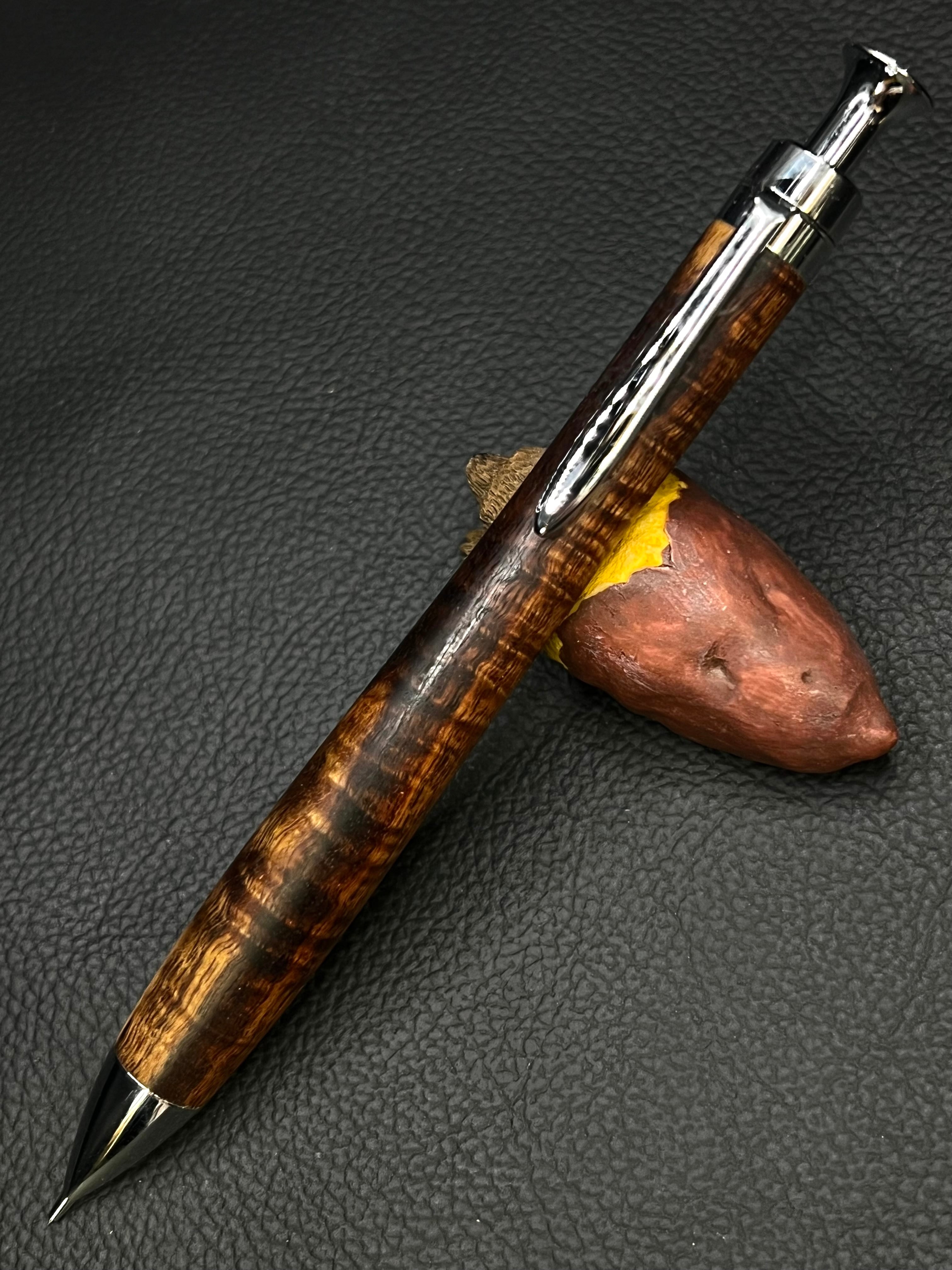 1 ローズウッド瘤 極上杢 | こぶた工房