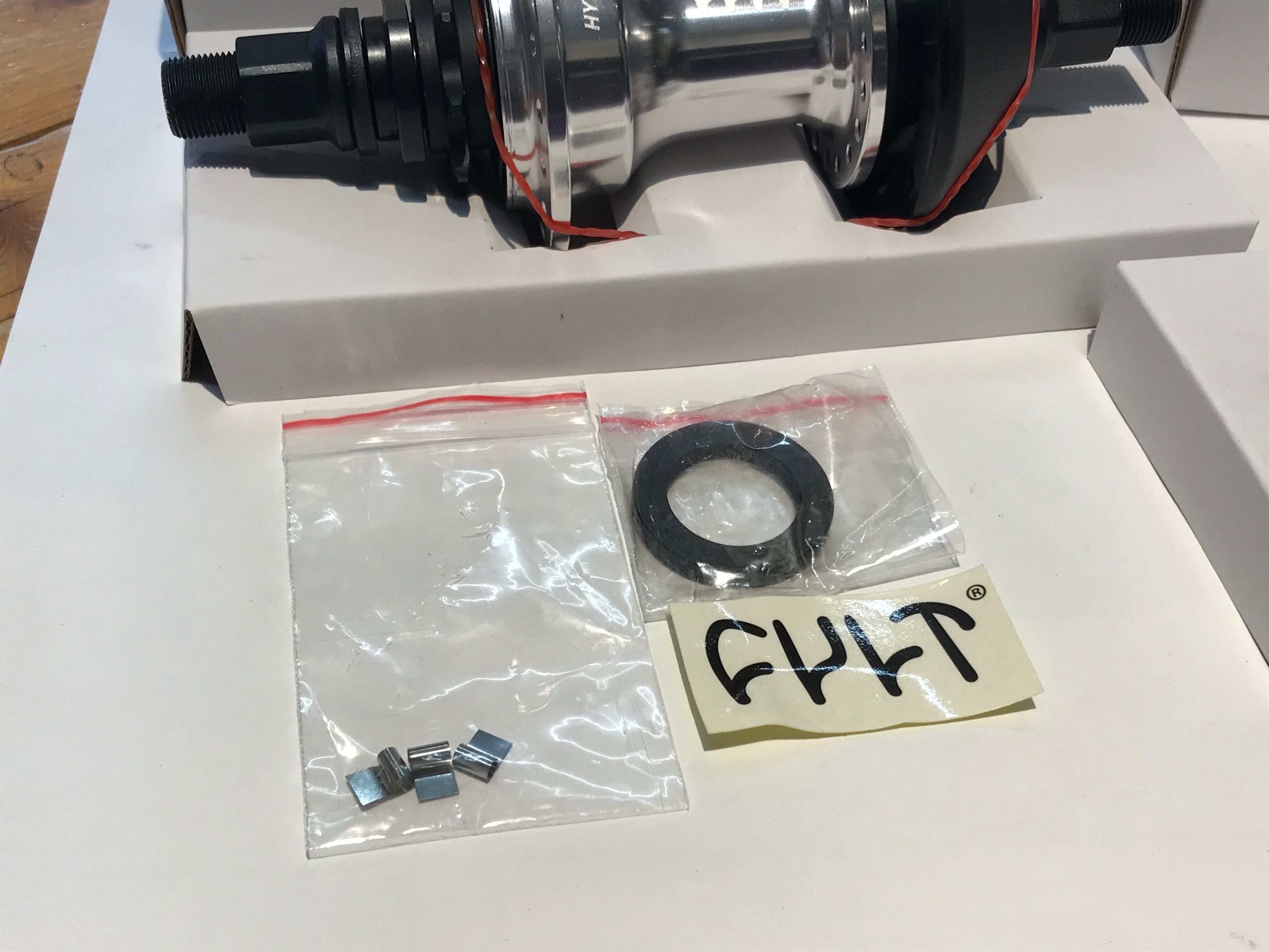 CREW HYBRID HUB RHD POLISHED | bmxshop
