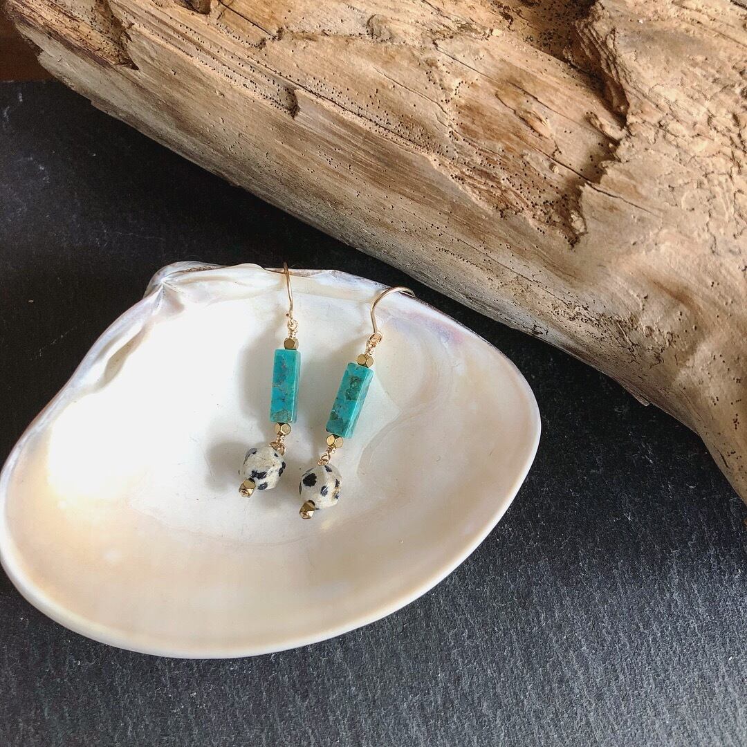 ターコイズ×ダルメシアンジャスパーのピアス