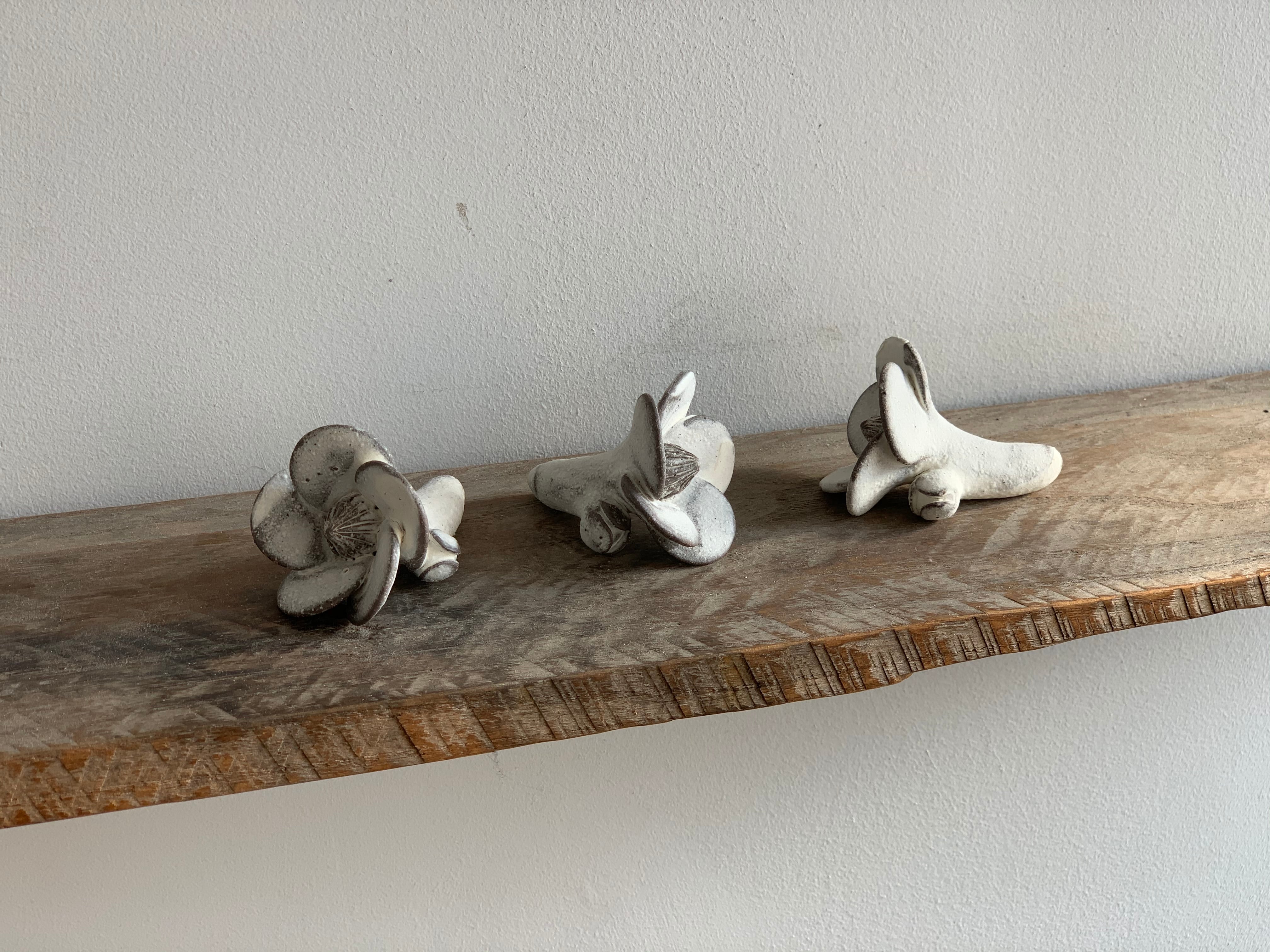 花つぼみ箸置き(白)