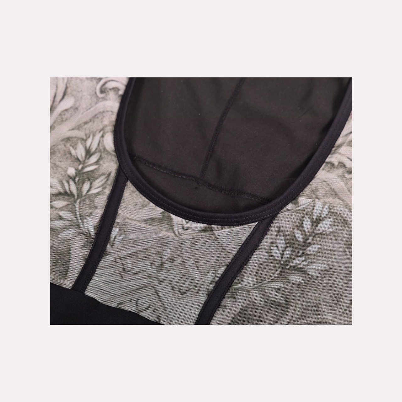 ノワールエランセ ノースリーブレオタード L0729