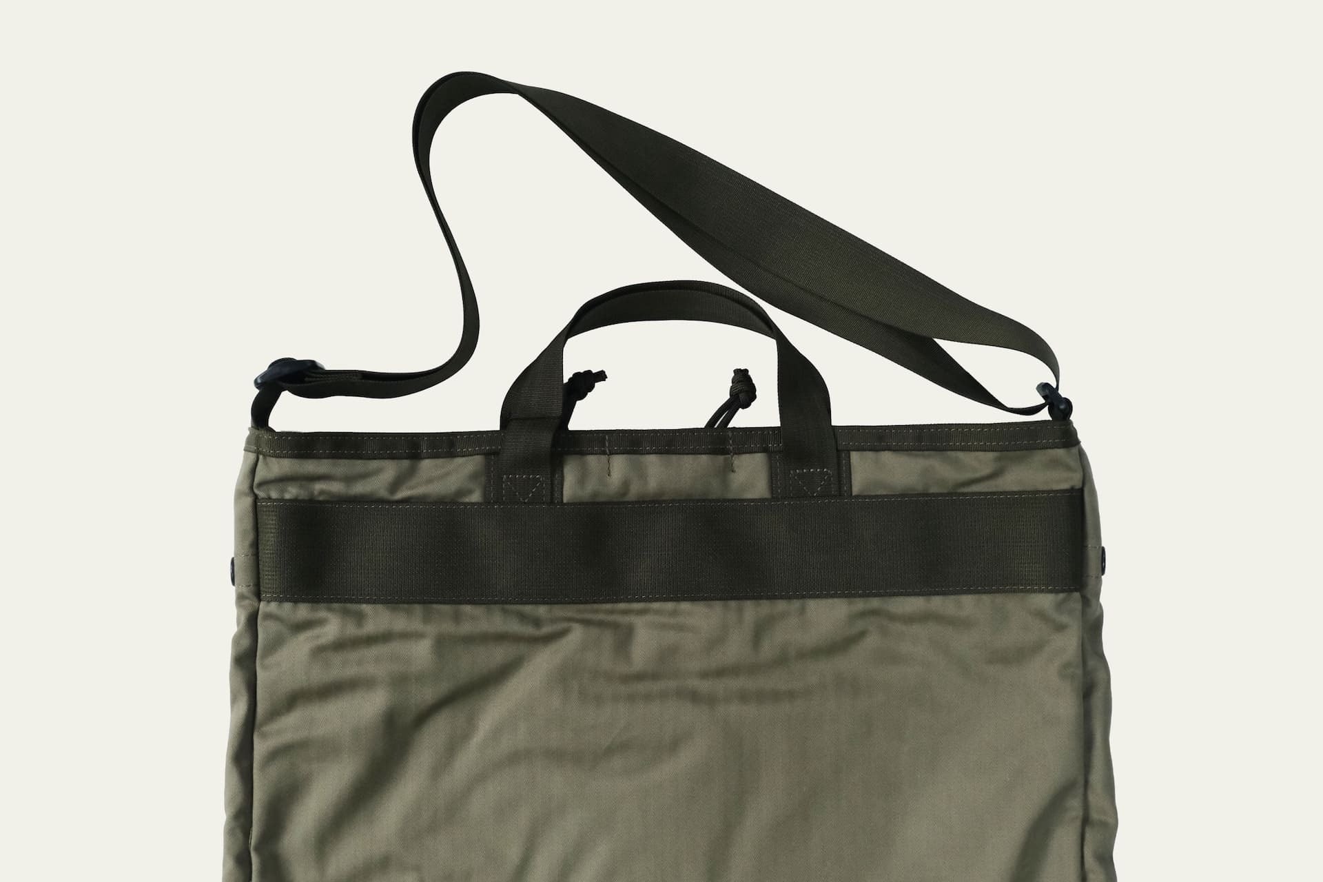 BRIEFING × FUJITO UTILITY HELMET BAG Olive Green,Navy | Directors